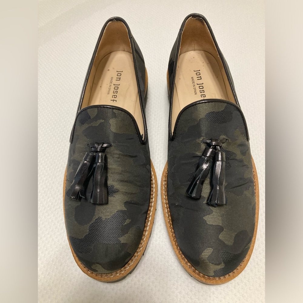 Jon Josef GoGo Loafer